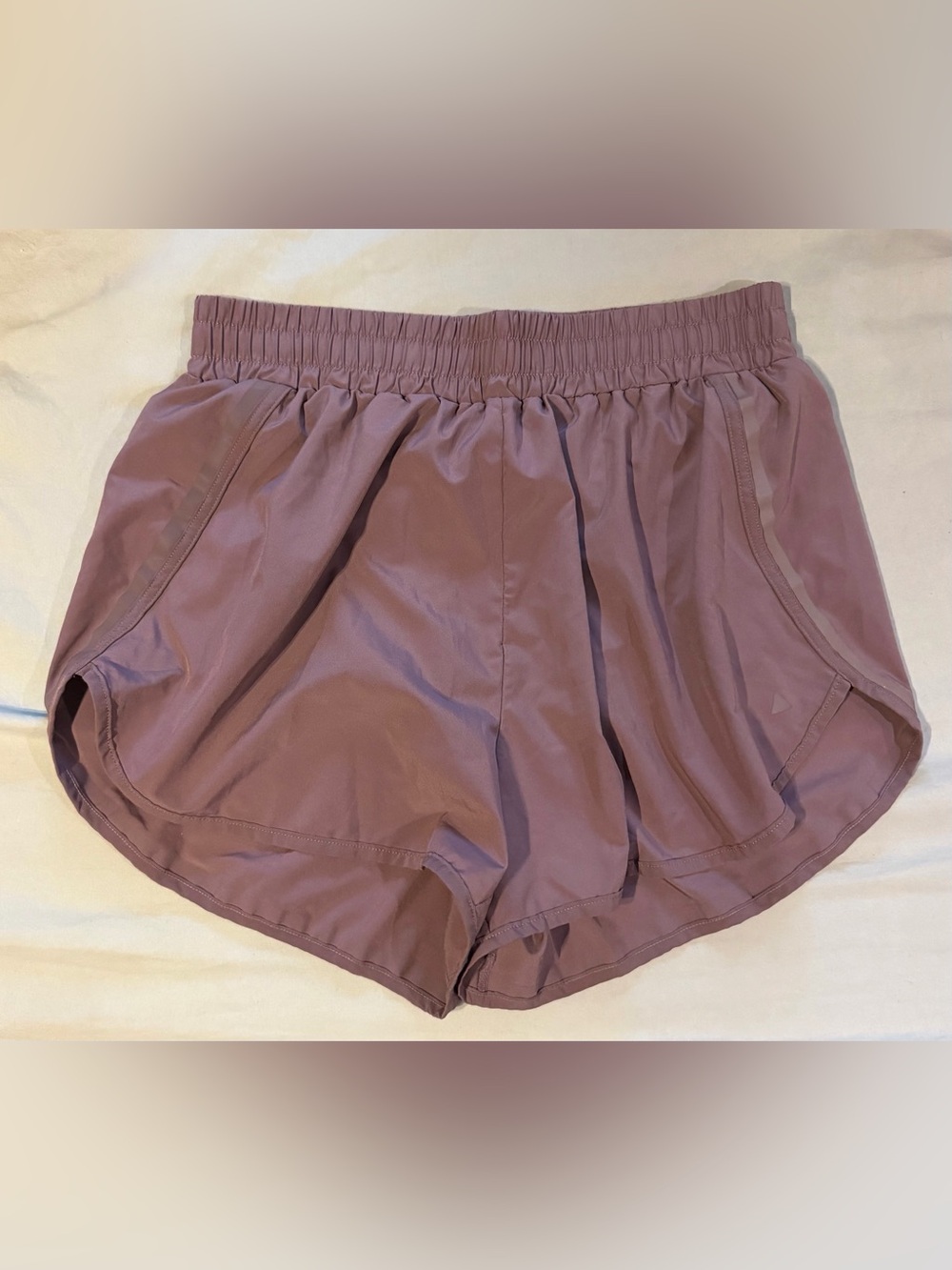 Vitality Breeze Run Short in Mocha size Small